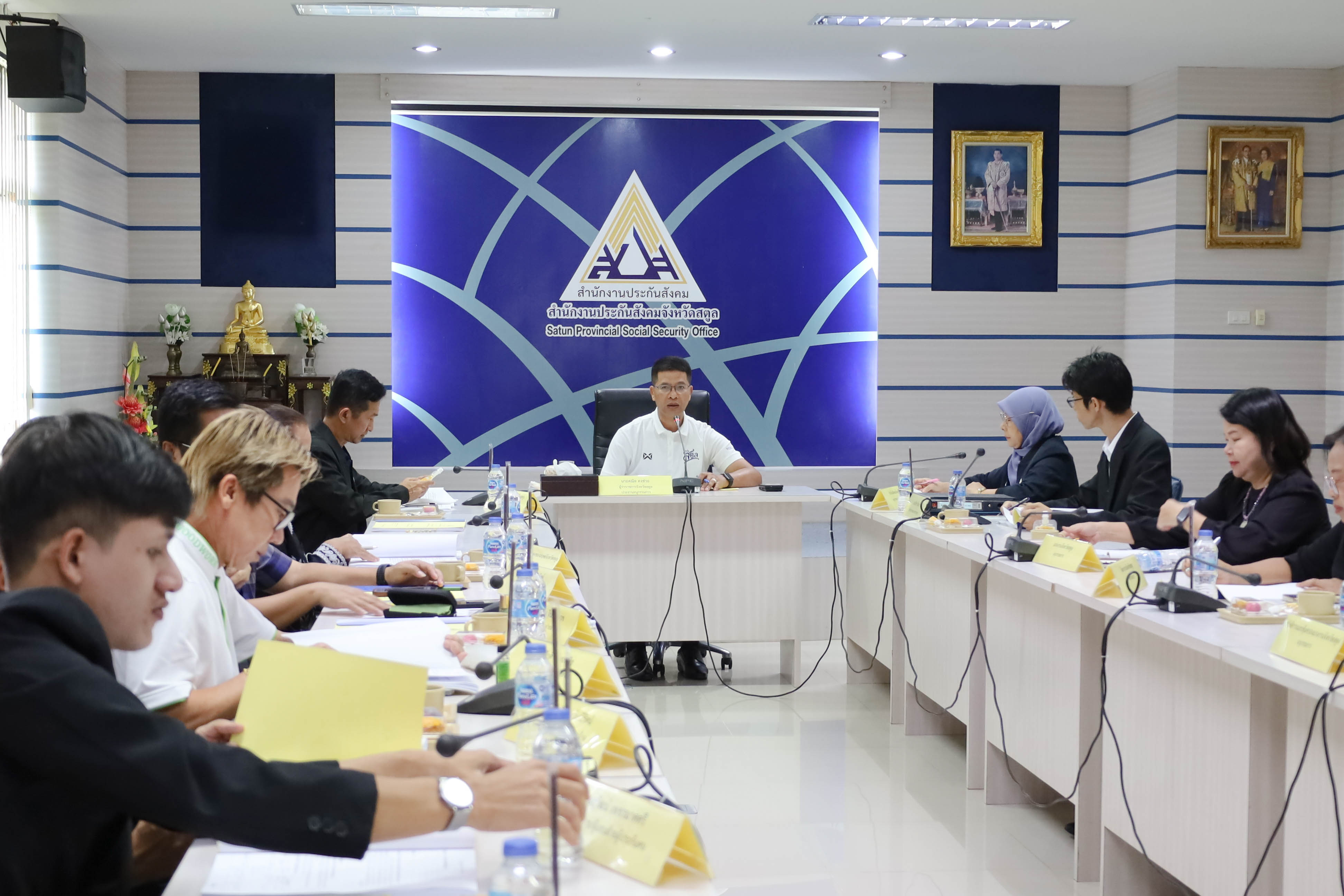 ผู้ว่าฯ สตูล ประชุมคณะอนุกรรมการประกันสังคมจังหวัด ติดตามผลดำเนินงานและเตรียมความพร้อมการเลือกตั้งผู้แทนประกันสังคม