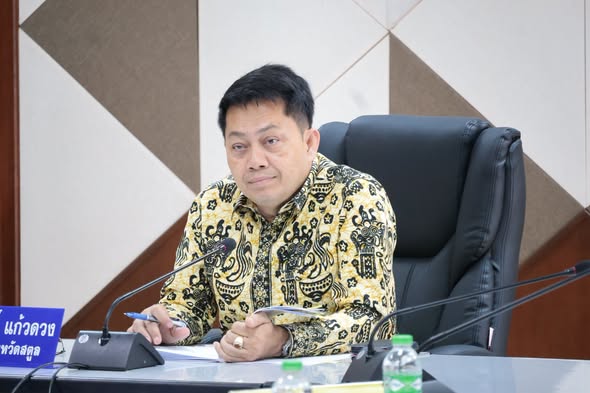 จังหวัดสตูลประชุมพัฒนาและแก้ไขปัญหาชุมชนชาวเลอูรักลาโว้ย เกาะบุโหลน มุ่งยกระดับคุณภาพชีวิตและสาธารณูปโภคอย่างเป็นรูปธรรม