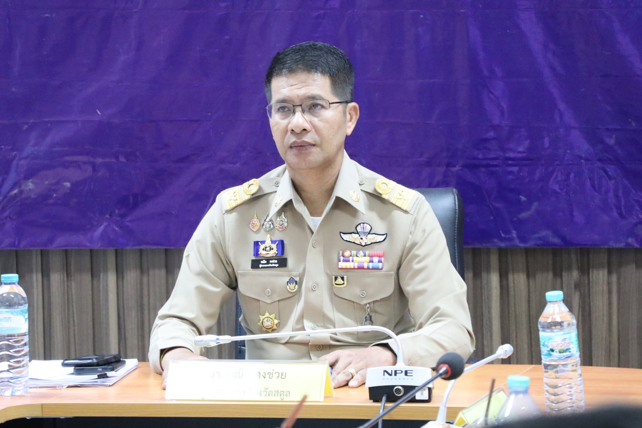 ผู้ว่าฯ สตูล นำส่วนราชการประชุมเตรียมความพร้อม ชี้แจงแนวทางช่วยเหลือผู้ประสบอุทกภัยช่วงฤดูฝน ปี 2569
