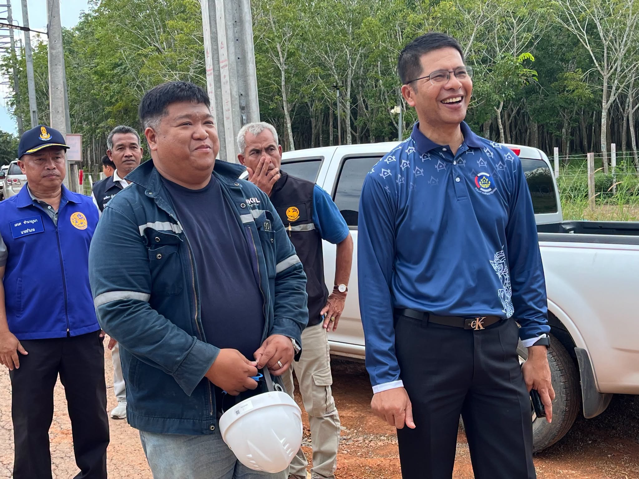 ผู้ว่าฯ สตูล ลงพื้นที่ตรวจเยี่ยมโครงการโรงไฟฟ้าพลังงานแสงอาทิตย์ อำเภอท่าแพ ติดตามการผลิตไฟฟ้าจากพลังงานสะอาด