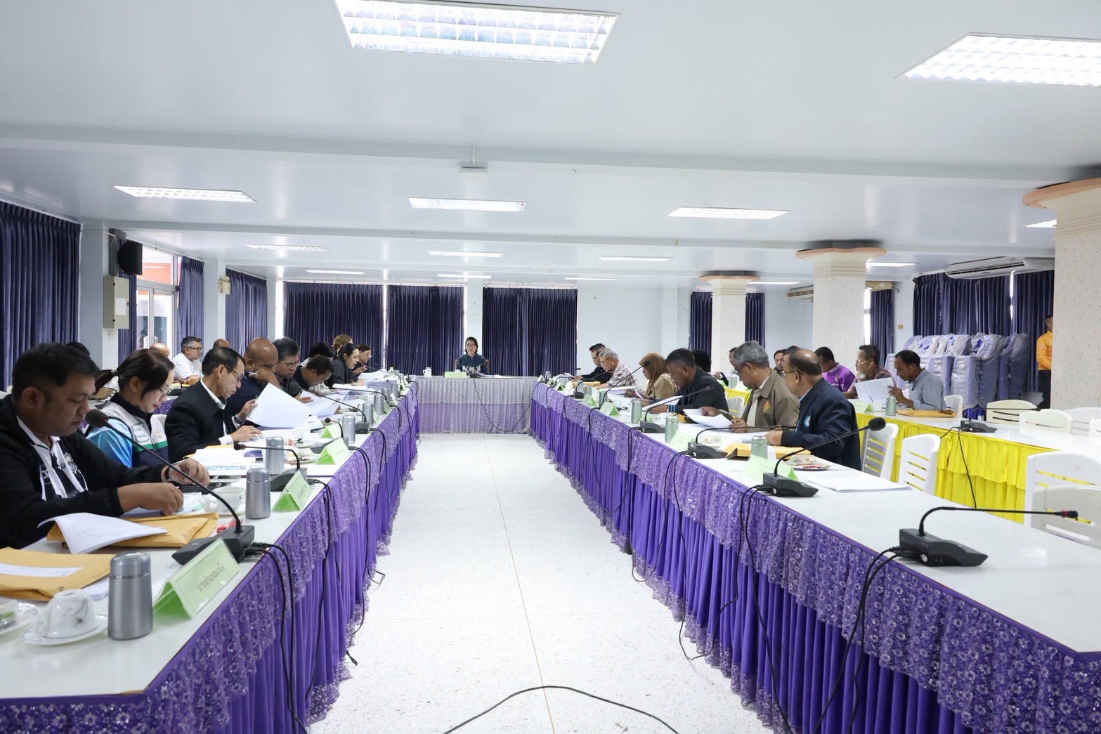 รองผู้ว่าฯ สตูล ประชุมคณะกรรมการพนักงานส่วนตำบลจังหวัดสตูล ครั้งที่ 10/2569 พิจารณาบริหารงานบุคคลท้องถิ่น มุ่งให้การดำเนินงานเป็นไปอย่างมีประสิทธิภาพ
